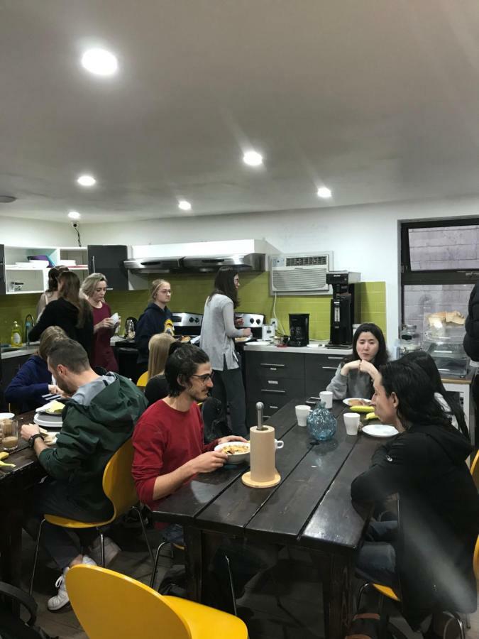 הוסטל טורונטו Kensington College Backpackers מראה חיצוני תמונה