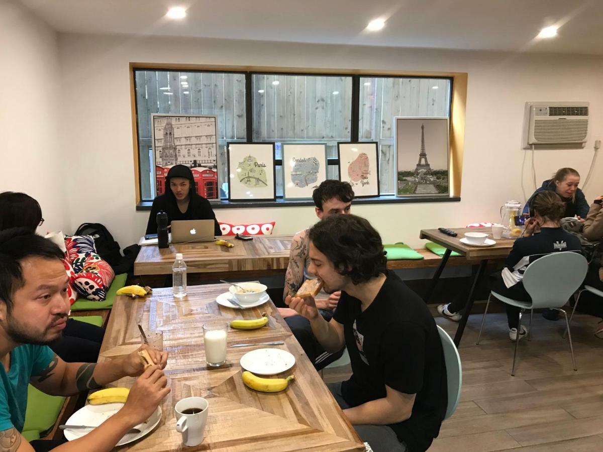 הוסטל טורונטו Kensington College Backpackers מראה חיצוני תמונה