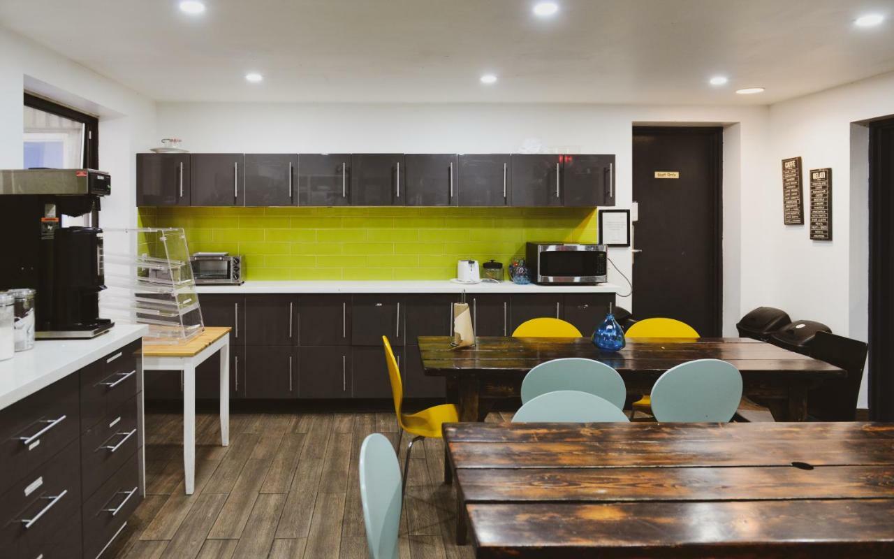 הוסטל טורונטו Kensington College Backpackers מראה חיצוני תמונה