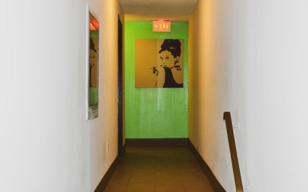 הוסטל טורונטו Kensington College Backpackers מראה חיצוני תמונה